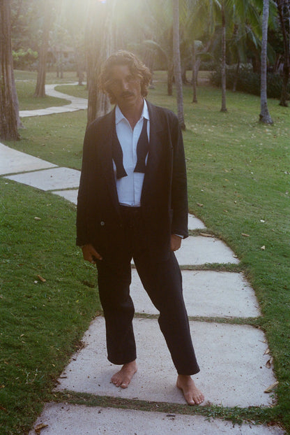 Easy-Going Tuxedo Jacket (Black Linen)