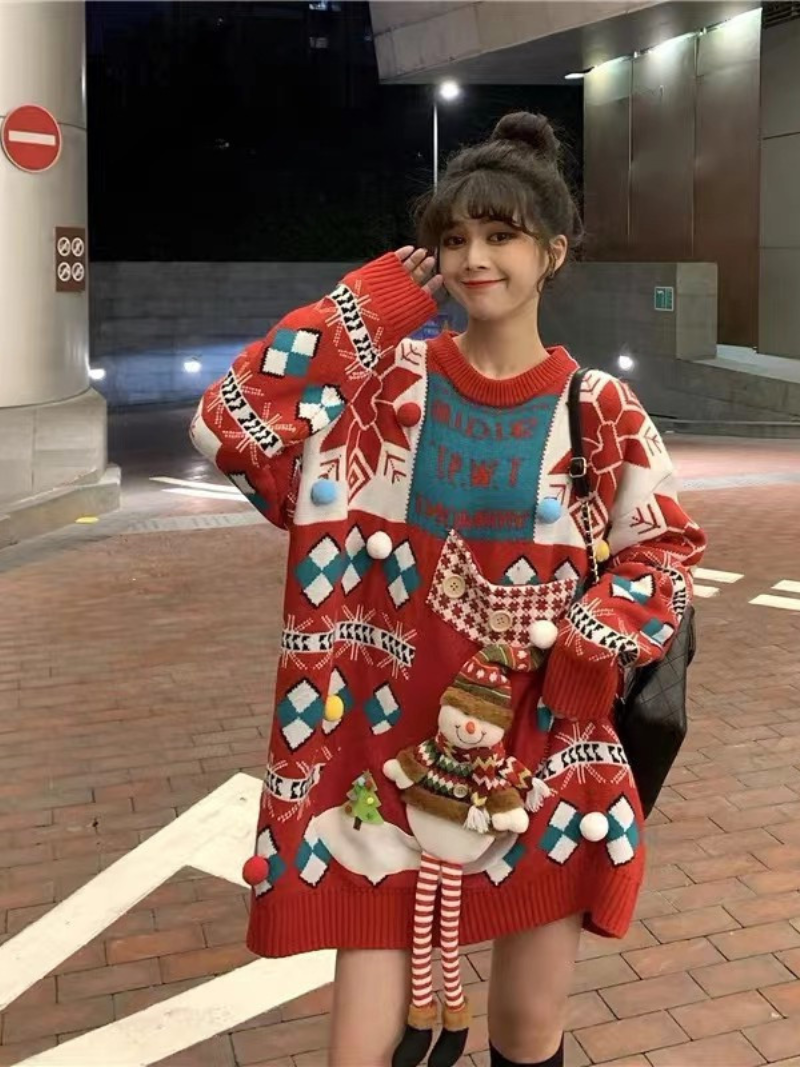 Cozy & Cute Christmas Teddy Bear Sweater | Eva Trends