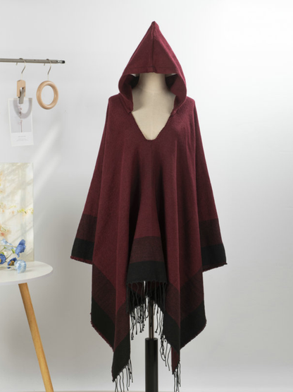 Chic Weekend Warmth Hooded Poncho — Effortless Fit, Elegantly Flattering Layer