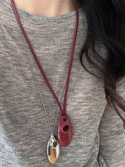 Women’s Bold & Beautiful Geometric Oval Pendant Necklace