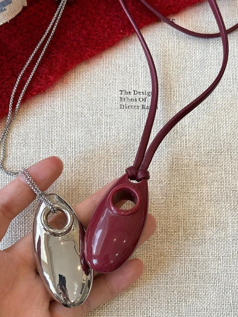 Women’s Bold & Beautiful Geometric Oval Pendant Necklace