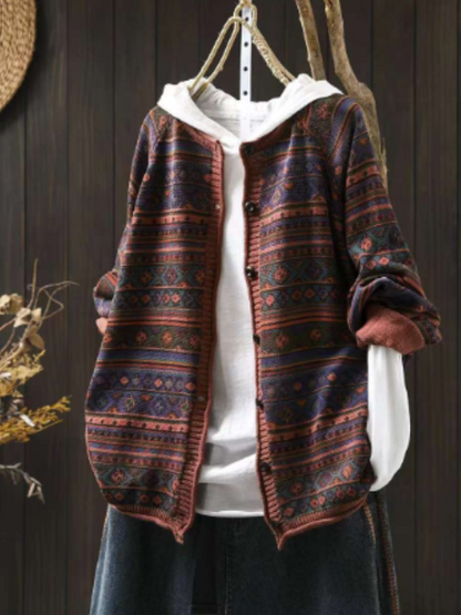Women's Fashionable Daily Look Crew Neck Buttons Sweater