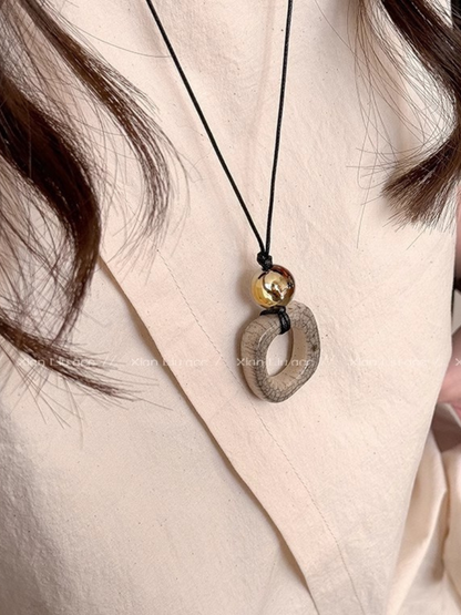Women's Esthetics & Stylish Necklace