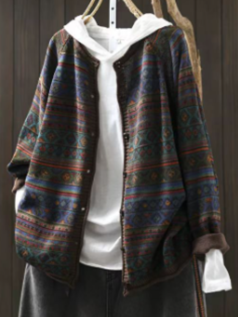 Women's Fashionable Daily Look Crew Neck Buttons Sweater