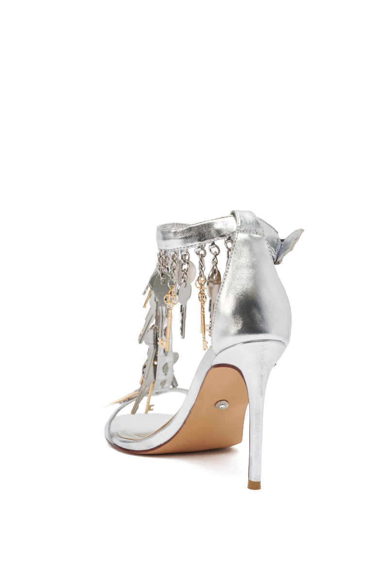 AKIRA GOLD ANNIKI SILVER KEY EMBELLISHED NOVELTY STILETTO SANDAL