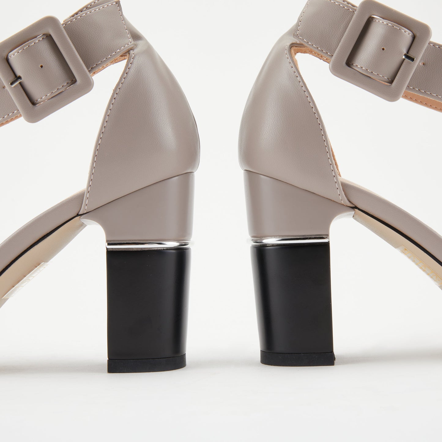 AZURA BARBRA SANDAL