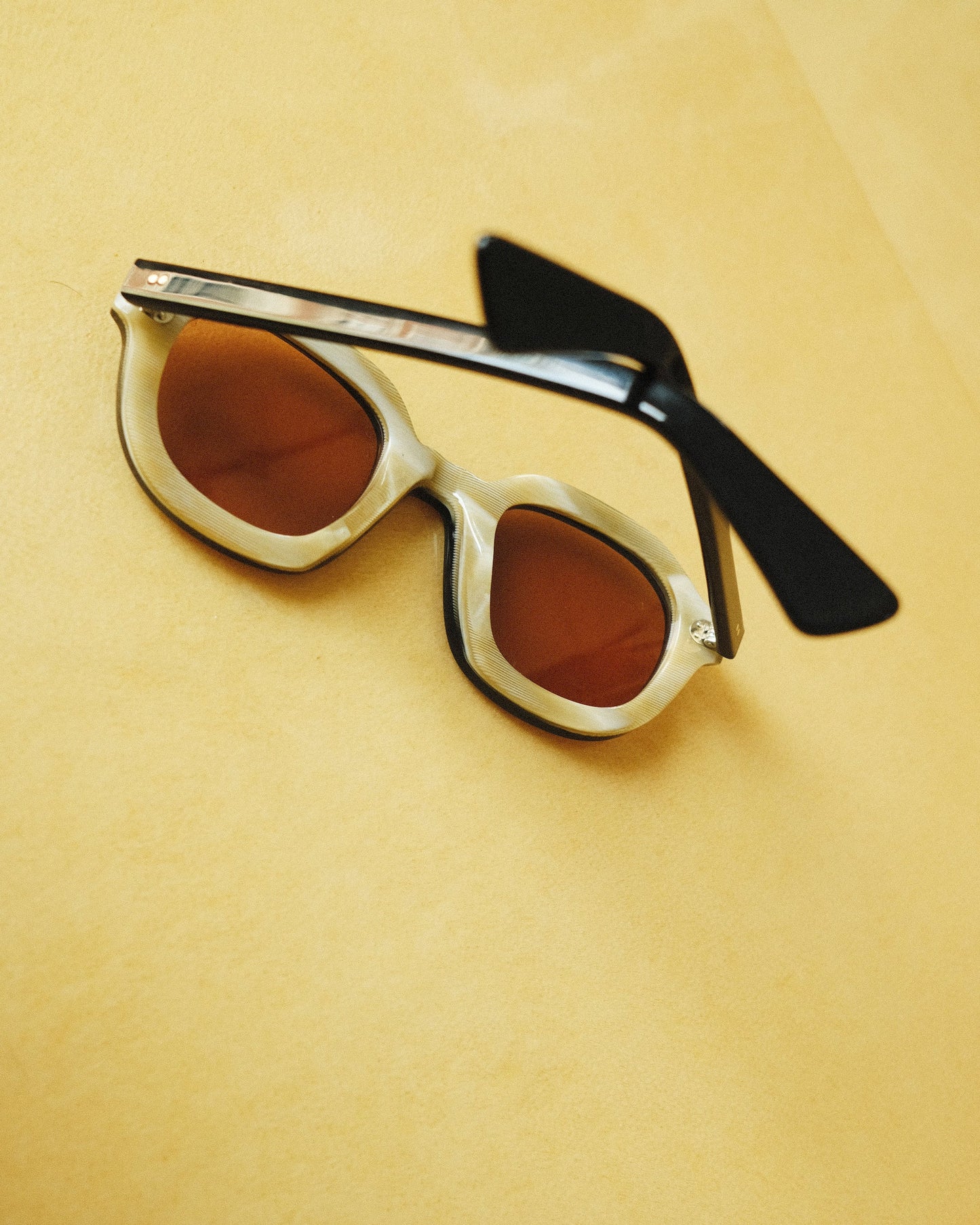 Lesca Lunetier x Tombolo (Coral Mineral Lenses)