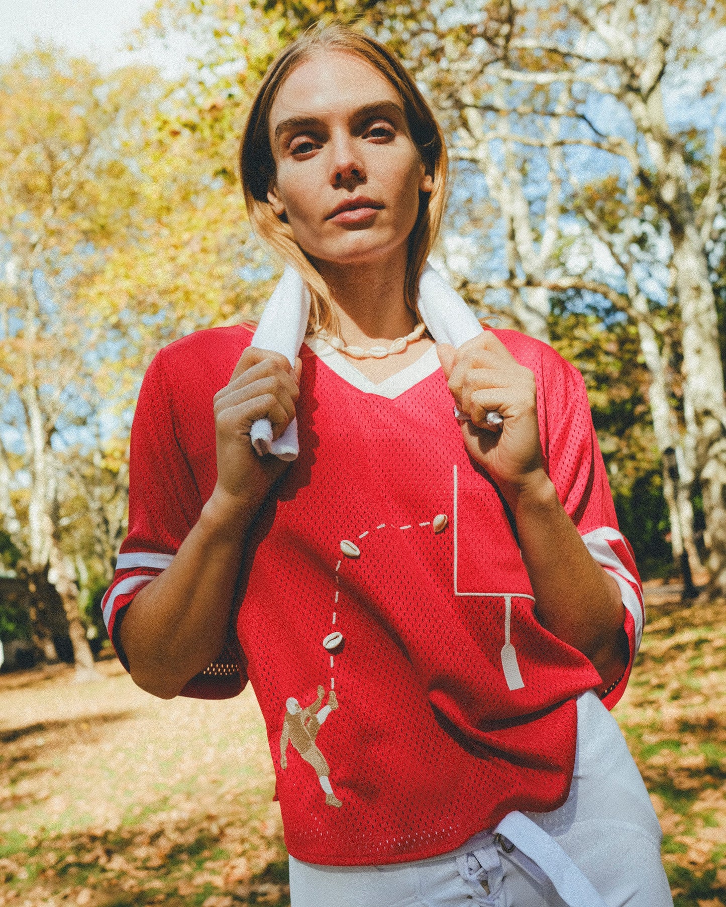 ‘Doink!’ ~ Relaxed Crop Cut (Red)