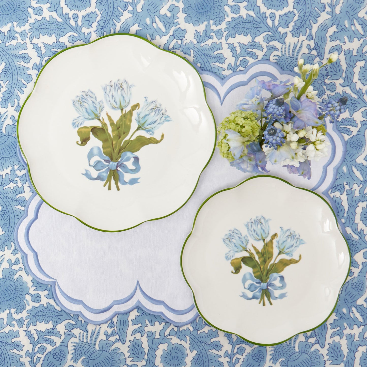 White Serena Placemats (Set of 4)