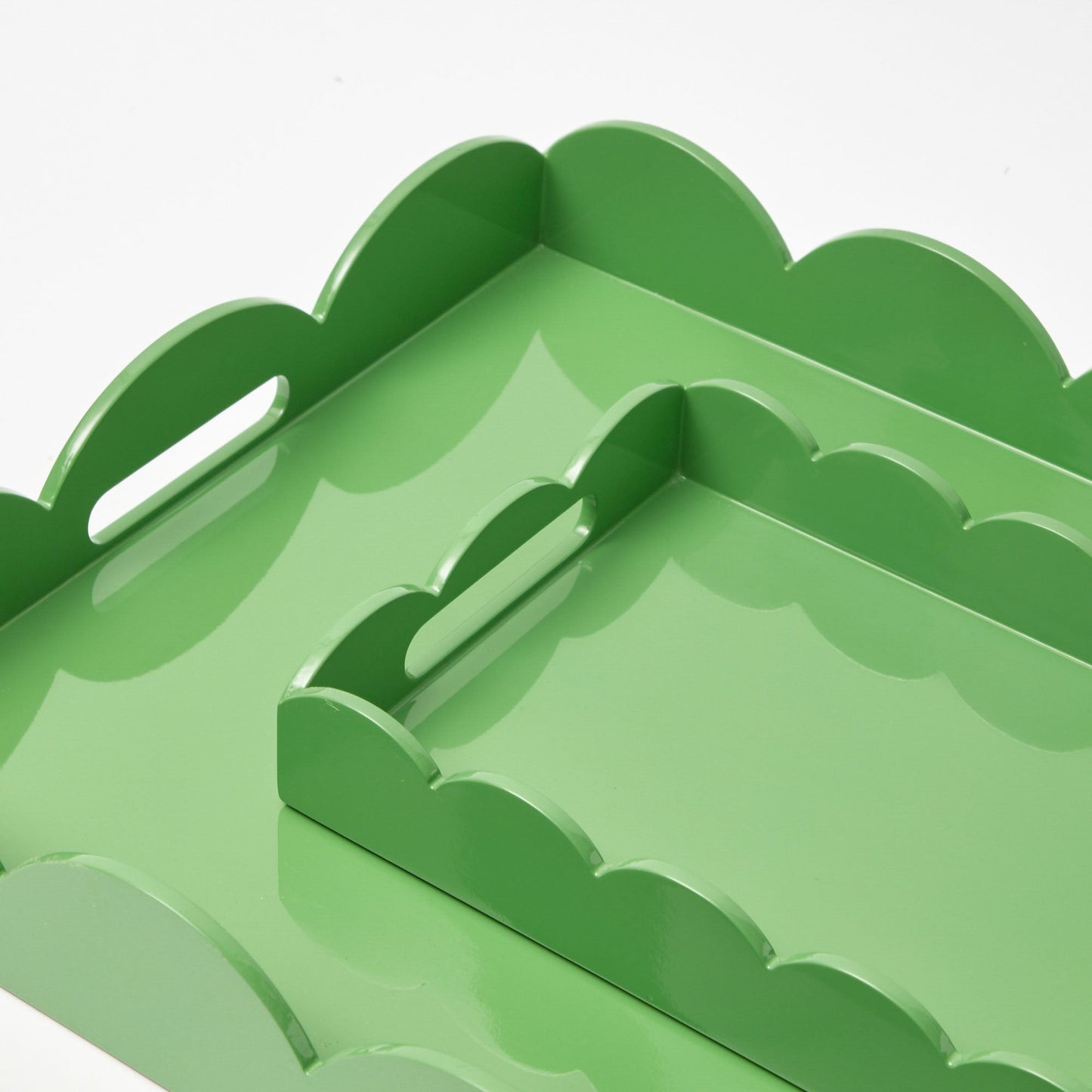 Green Scalloped Lacquer Tray