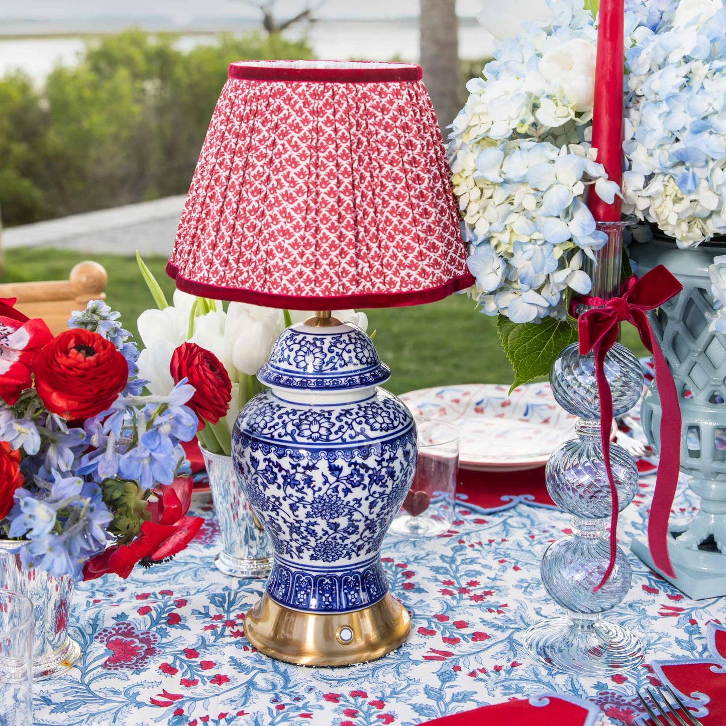 Chinoiserie Rechargeable Lamp