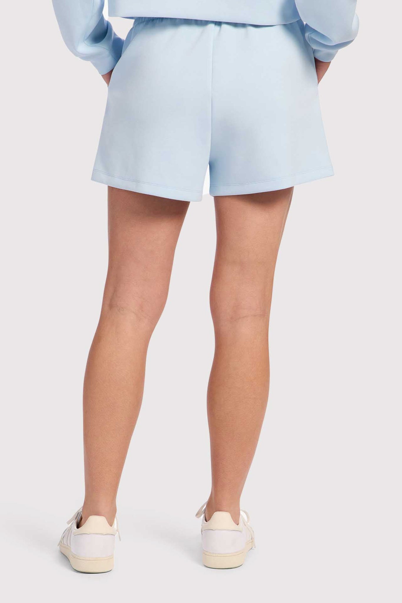 Soft Motion High-Rise Short | Cloud