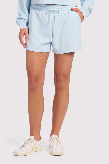 Soft Motion High-Rise Short | Cloud