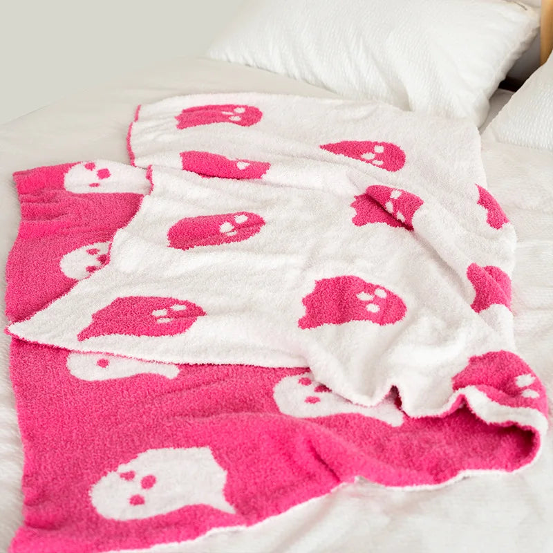 100% Polyester Casual Throw Blanket Customized Cartoon Pattern Cute Ghost Print Jacquard Blanket