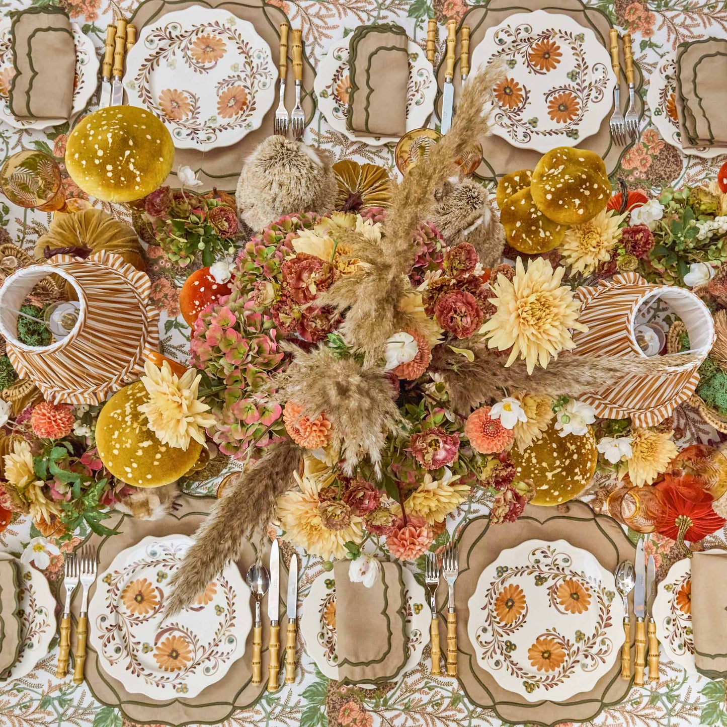 Autumn Flowers Starter Plates (Set of 4)