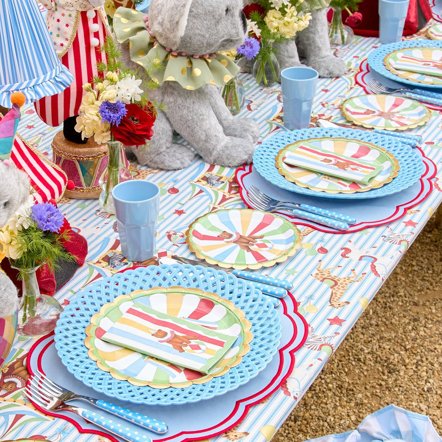 Circus Dinner Paper Plates (Set of 8)