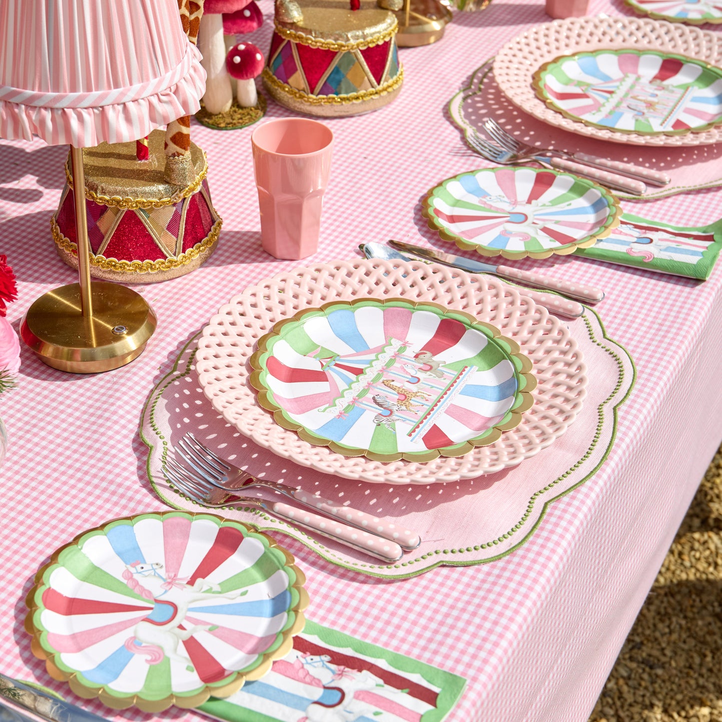 Carousel Party Paper Plates & Napkin Set