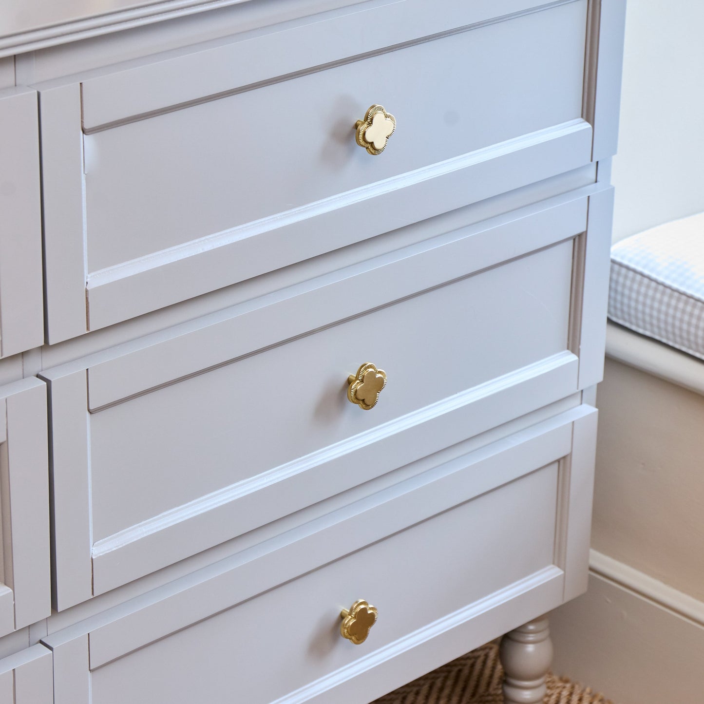 Quatrefoil Brass Knobs (Pair)
