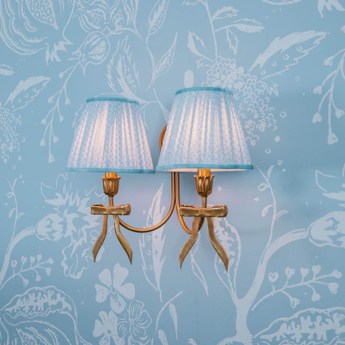 Marilyn Bow Rechargeable Double Wall Light
