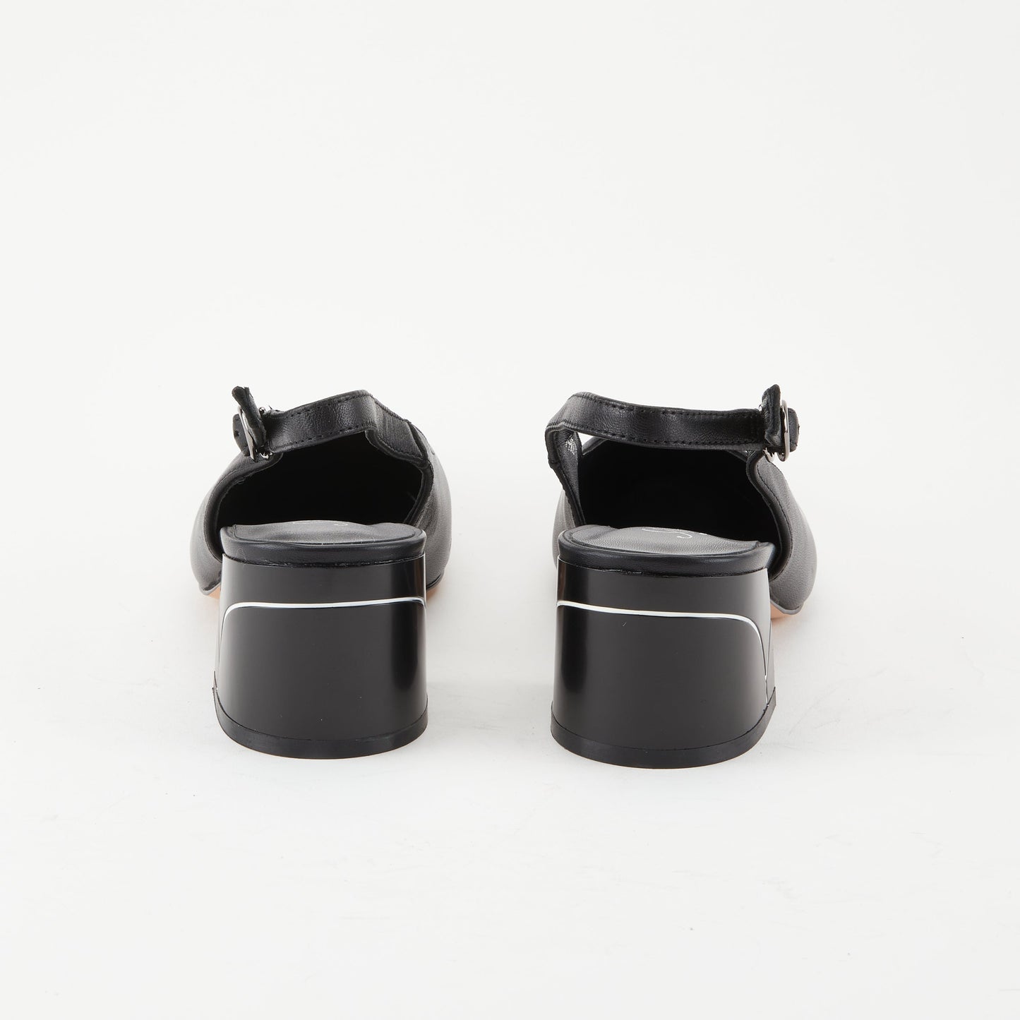 AZURA PRETTY SANDAL