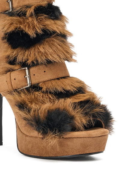 AKIRA GOLD SERIOUS BROWN FUR BOOTIE