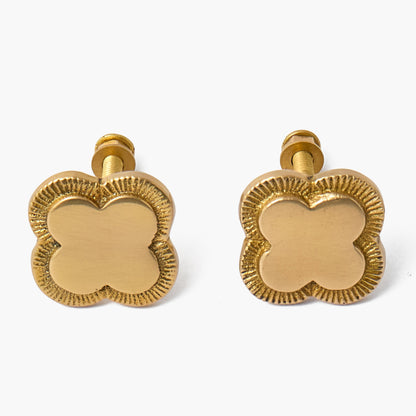 Quatrefoil Brass Knobs (Pair)