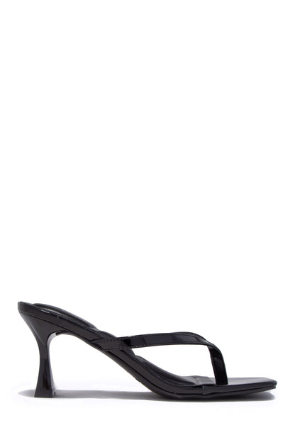 Angelie Mid Heel Thong Mules - Black Patent