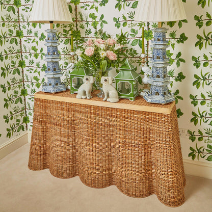 Chinoiserie Pagoda Lamp
