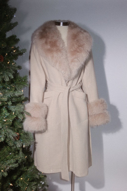 All Eyes On Her Faux Fur Coat - Cream