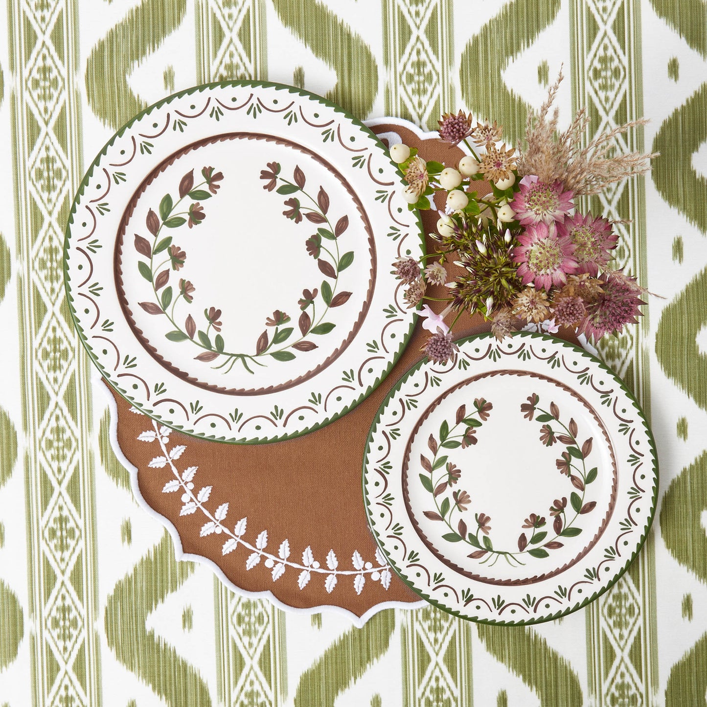 Chocolate Bow Laurel Placemats (Set of 4)