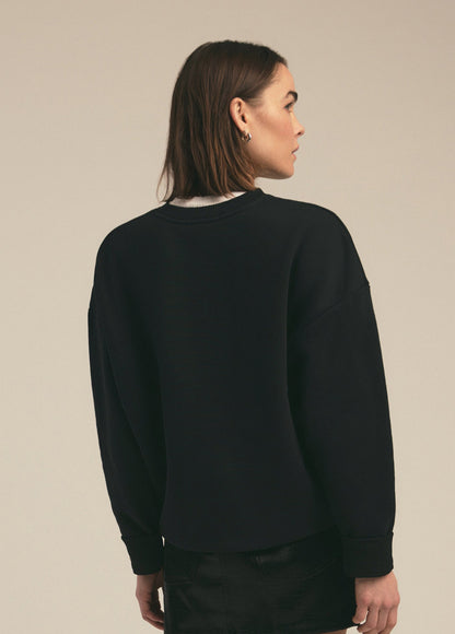 THE COLLEGIATE SWEATSHIRT