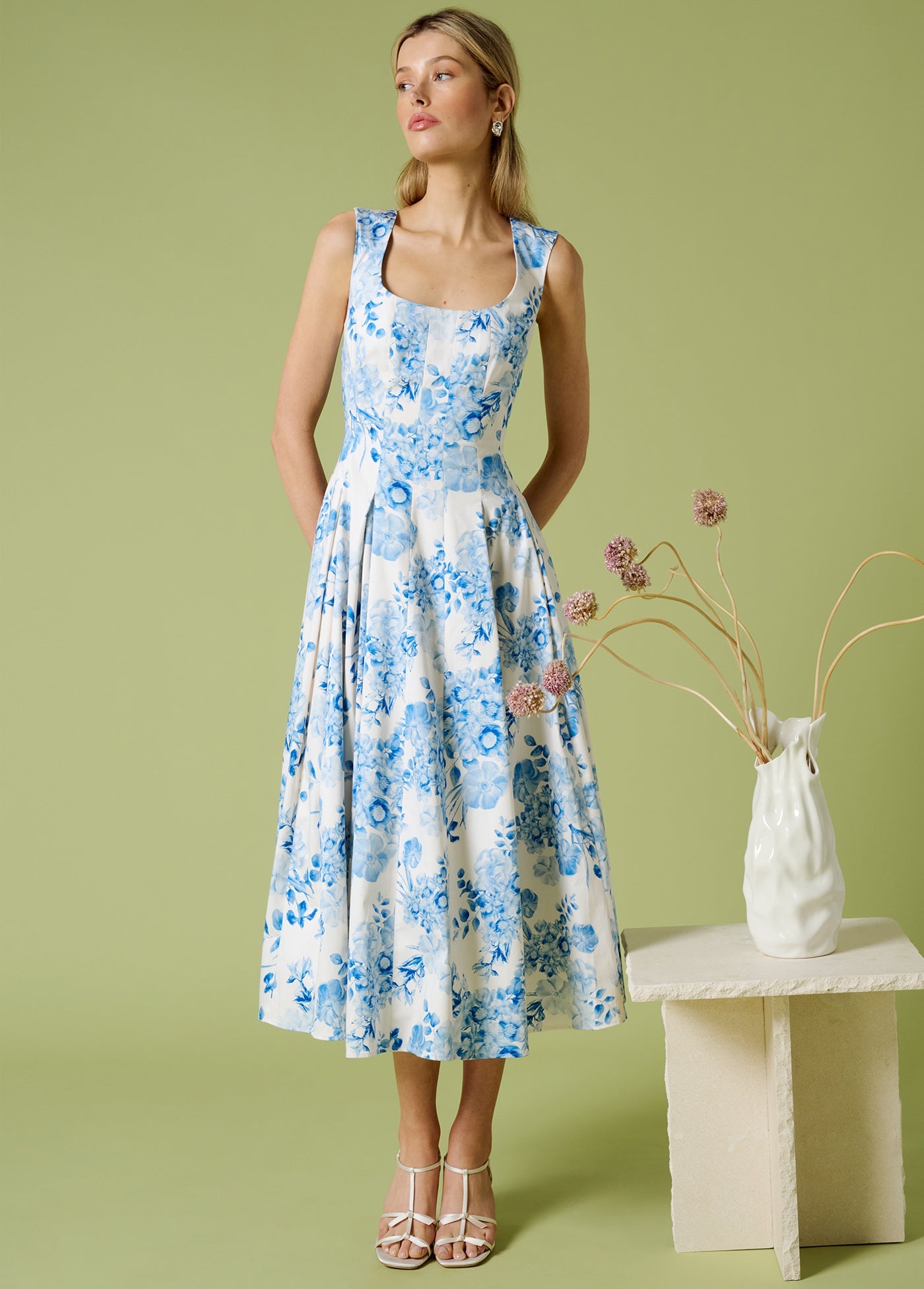 THE MUSE DRESS