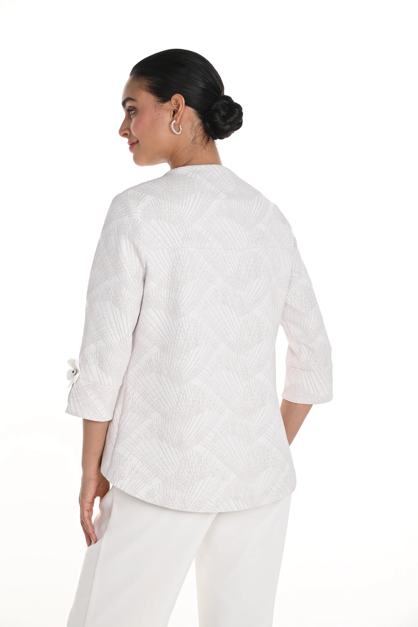 Frank Lyman Beige/Silver Textured Abstract Swing Jacket 258125