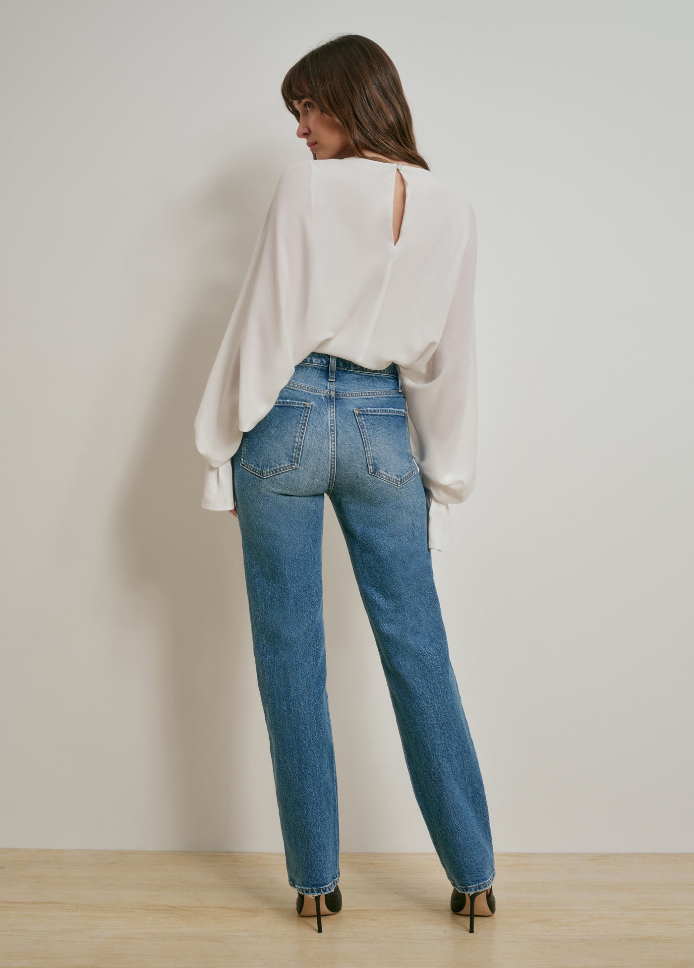 THE JEN MID RISE SLIM STRAIGHT