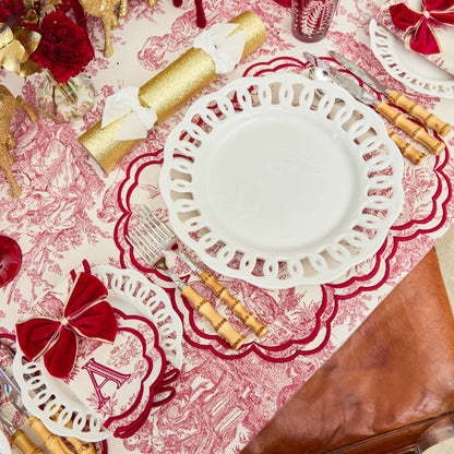 White Lace Starter Plates (Set of 4)