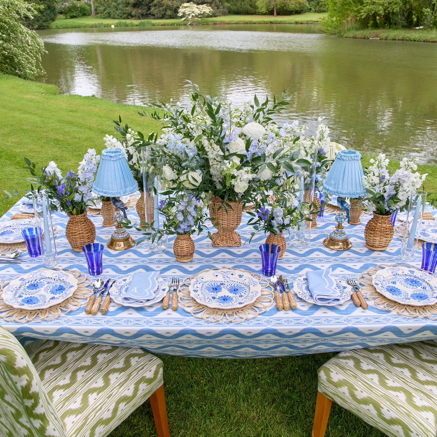 Blue Flowers Dinner & Starter Plates (Set of 8)