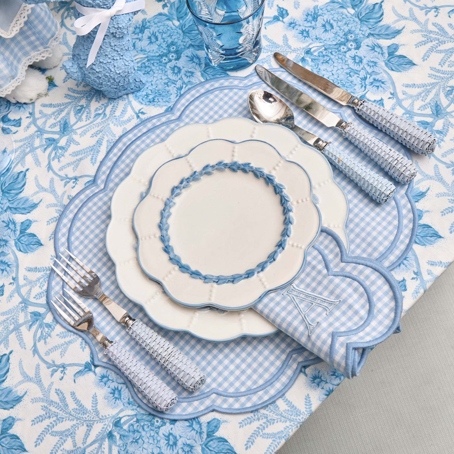 Blue Laurel Dinner & Starter Plates (Set of 8)