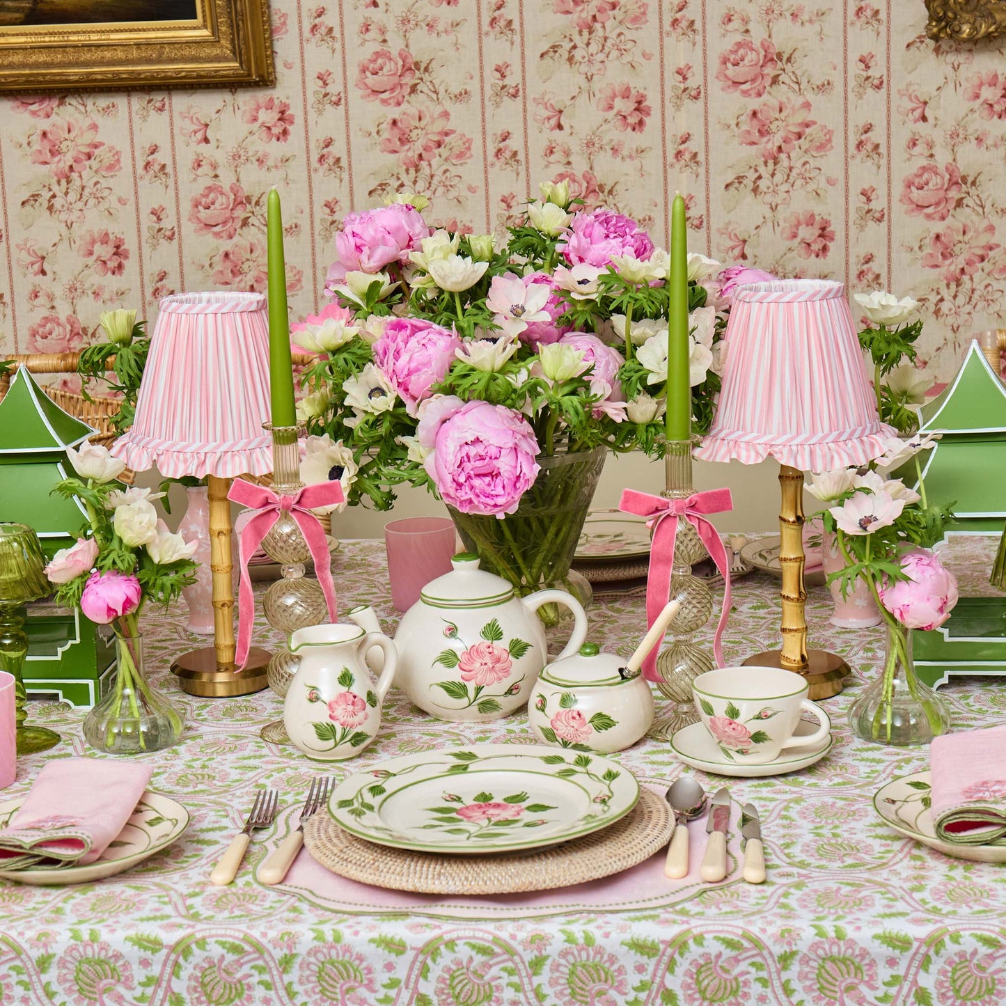 Rose Bud Teapot