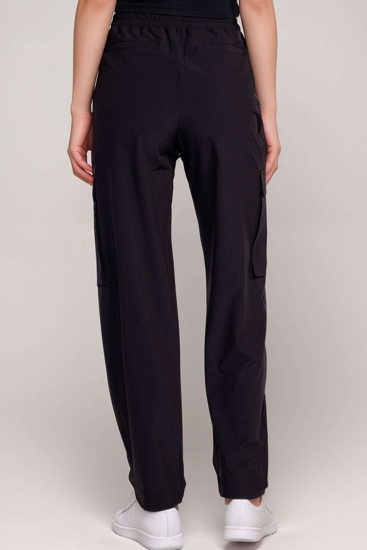 Johnny Was Bee Active Black Cargo Straight Leg Track Pant A7424-O