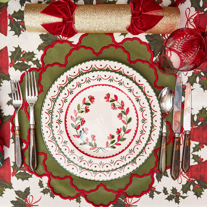 Green & Red Lily Placemats & Napkins (Set of 4)