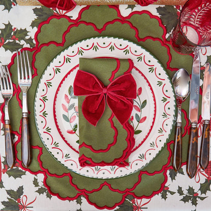 Green & Red Lily Placemats & Napkins (Set of 4)