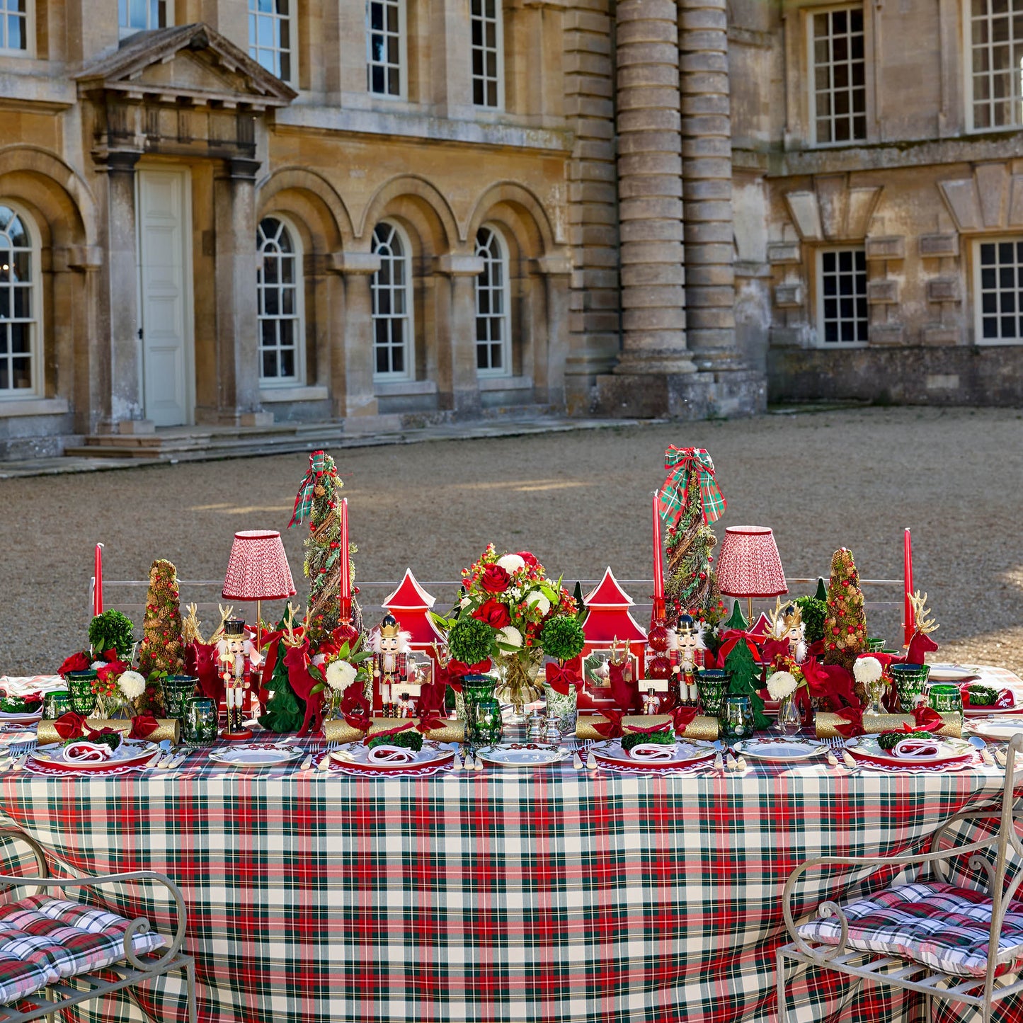Red Bow Laurel Napkins (Set of 4)