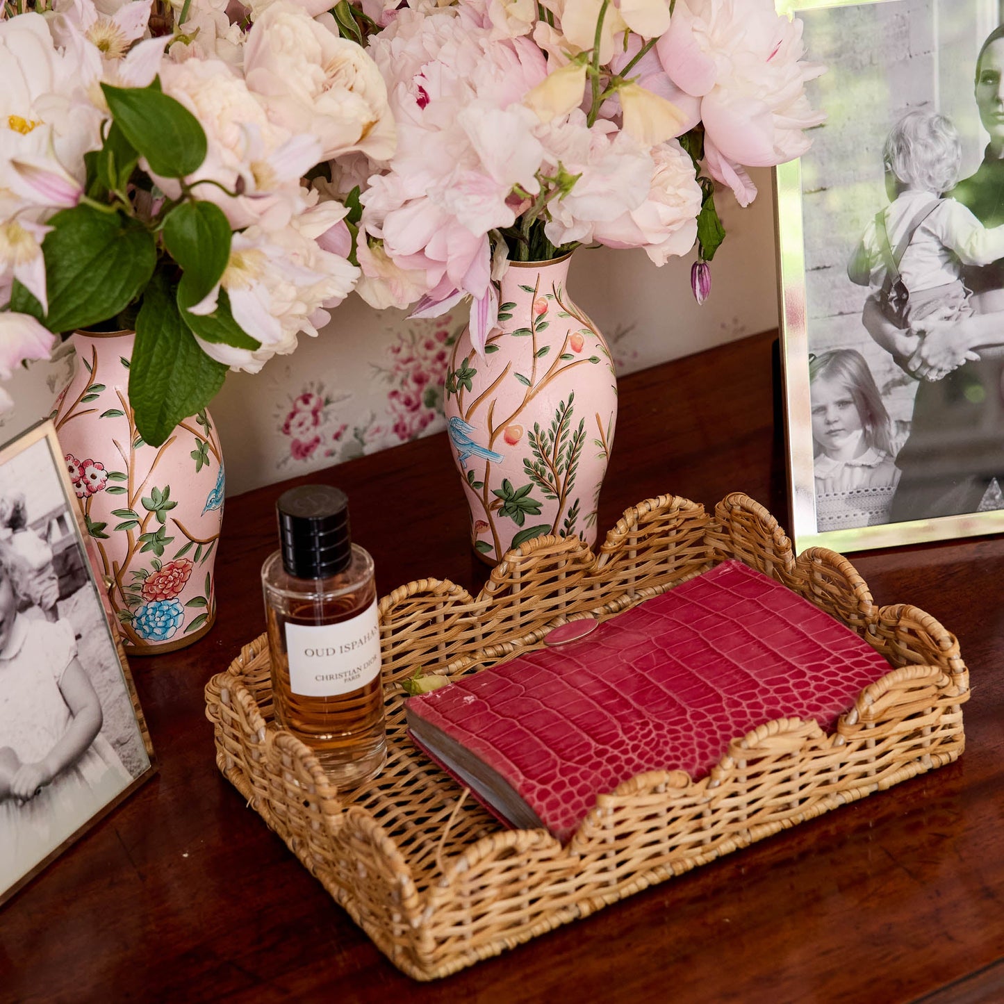 Natural Small Scalloped Rattan Tray