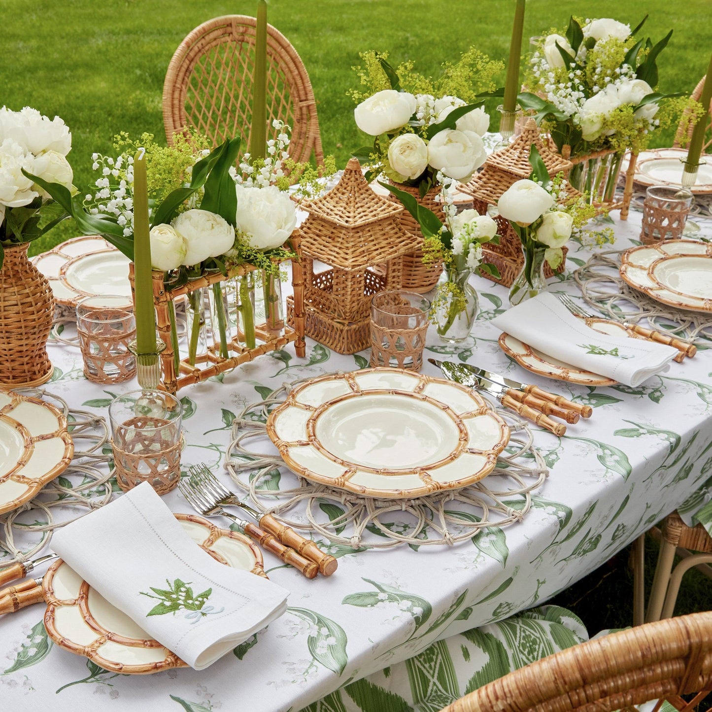 White Lily of the Valley Linen Napkins (Set of 4)