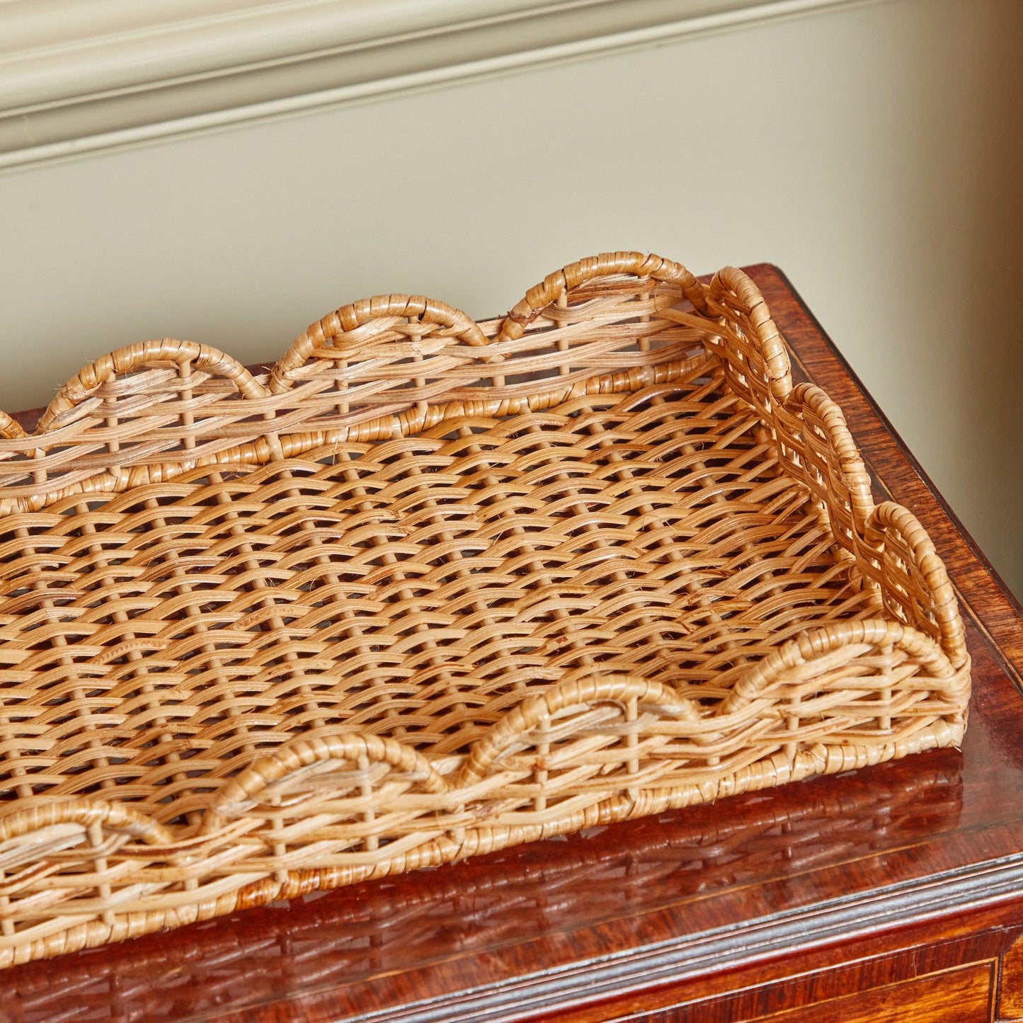 Natural Small Scalloped Rattan Tray