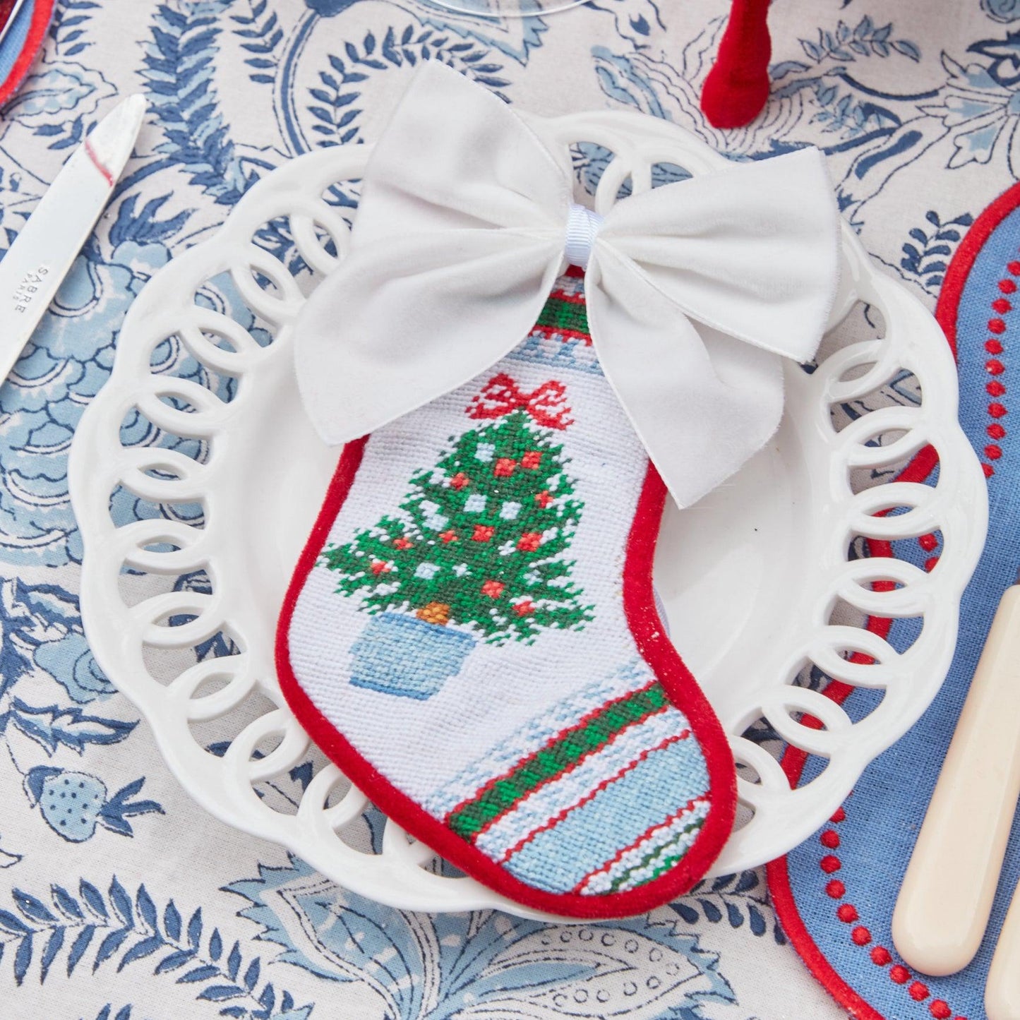 Snow White Velvet Napkin Bows (Set of 4)