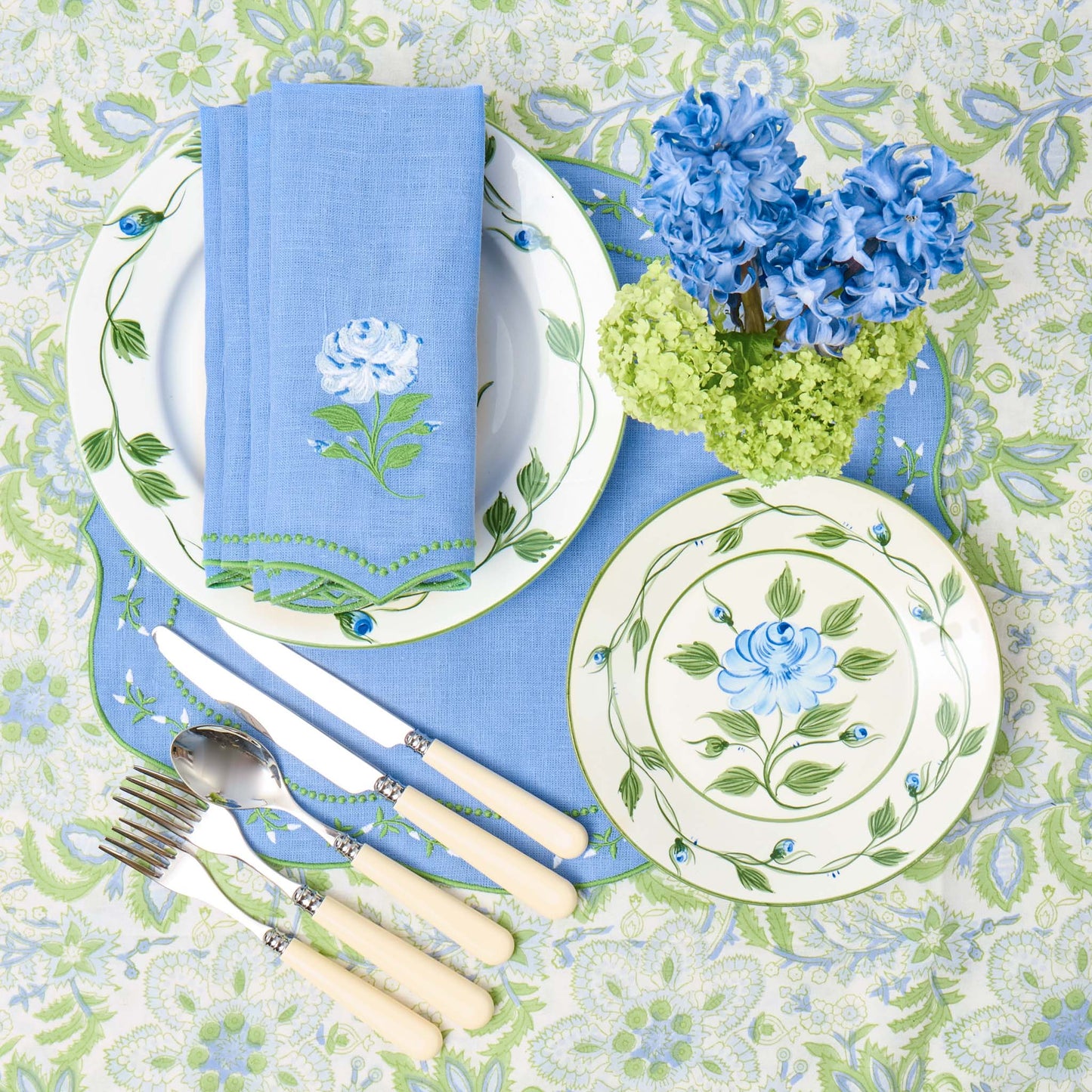 Blue Rose Bud Starter Plate